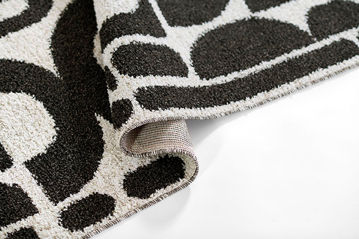 Kaia 2 Abstract Black Shag Rug