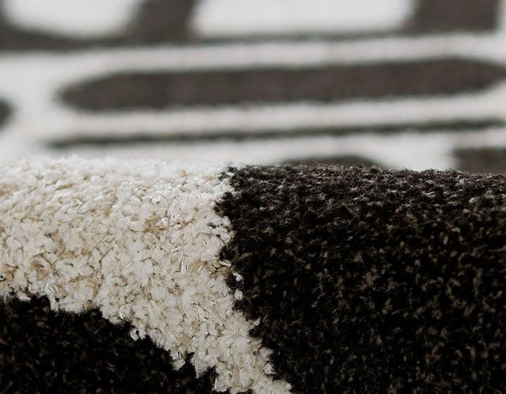 Kaia 2 Abstract Black Shag Rug