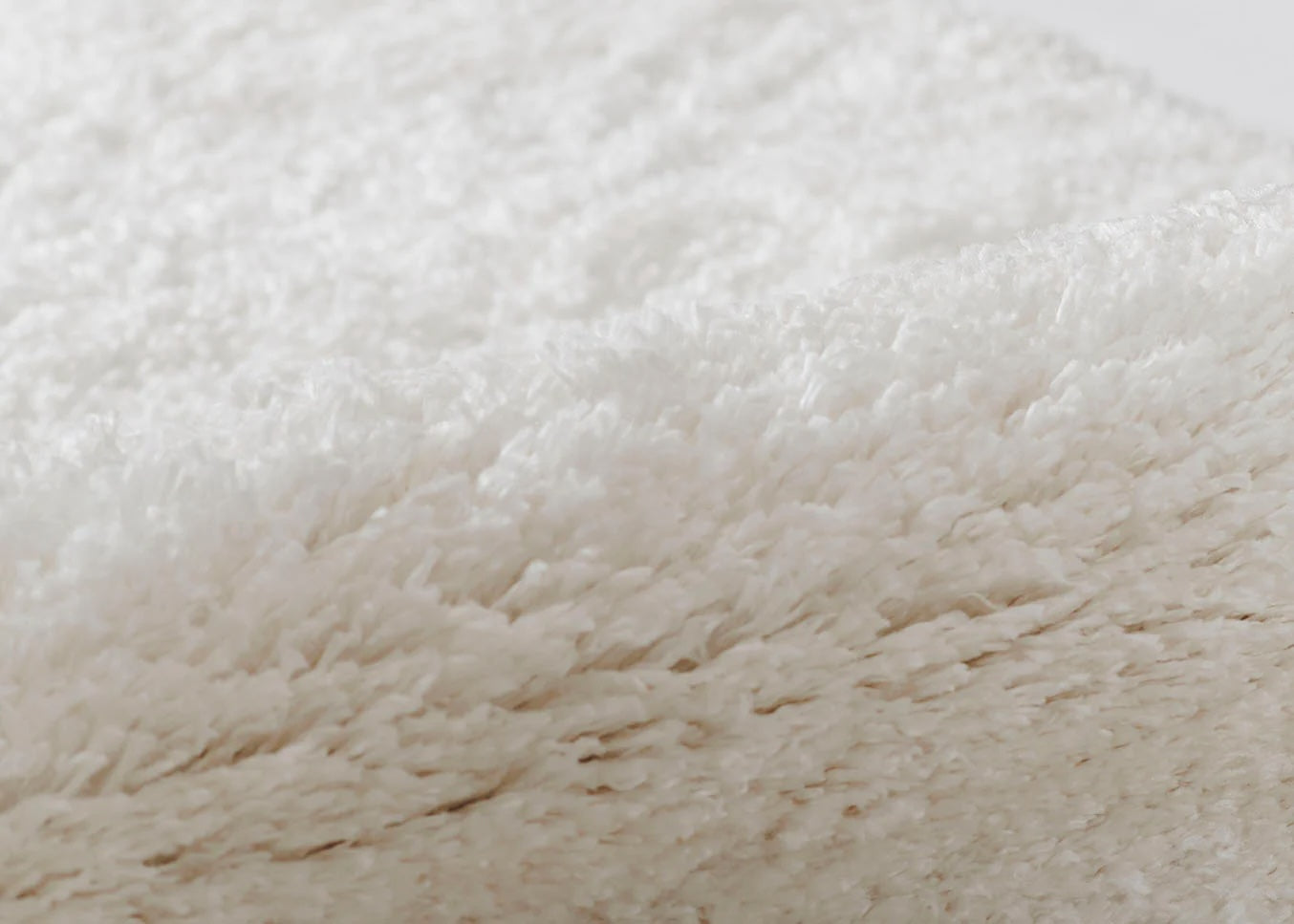 Snow Shag Rug