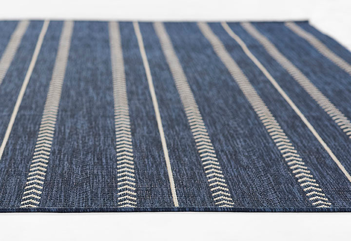 Riviera 6 Navy Chevron Stripe Outdoor Rug