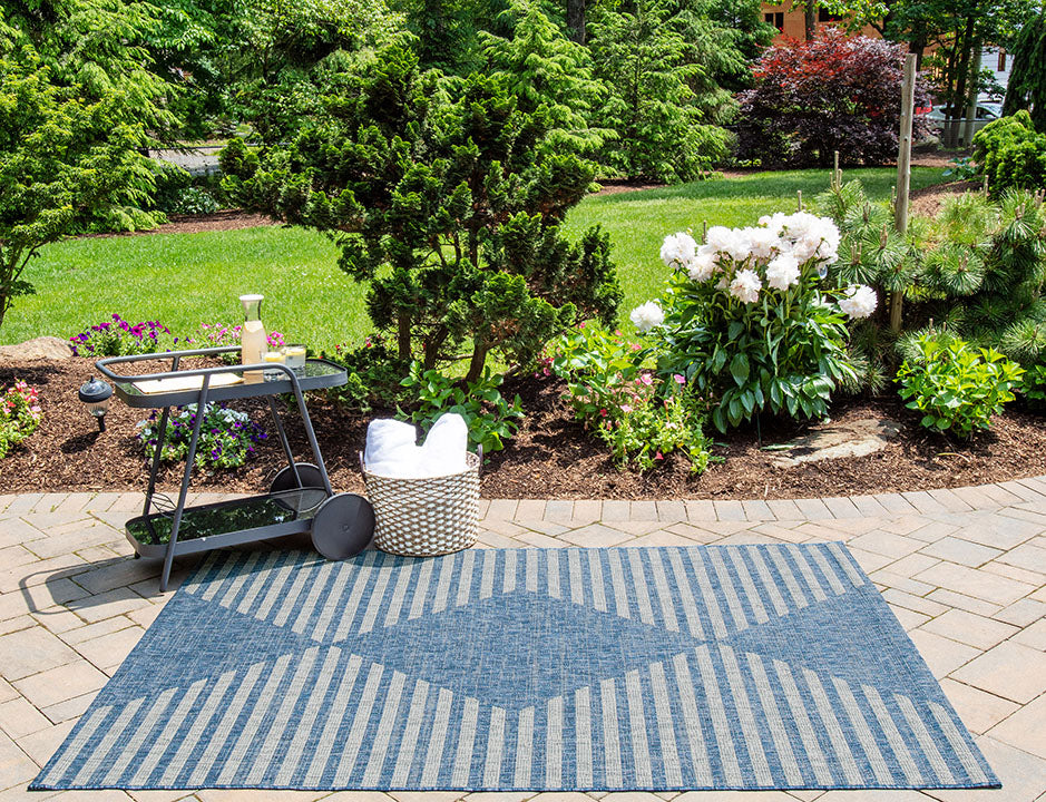 Villa Outdoor Rug Cavallo Blue