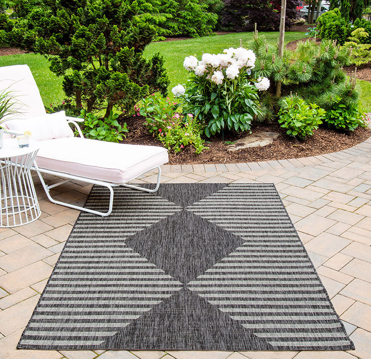 Villa Outdoor Rug Cavallo Charcoal
