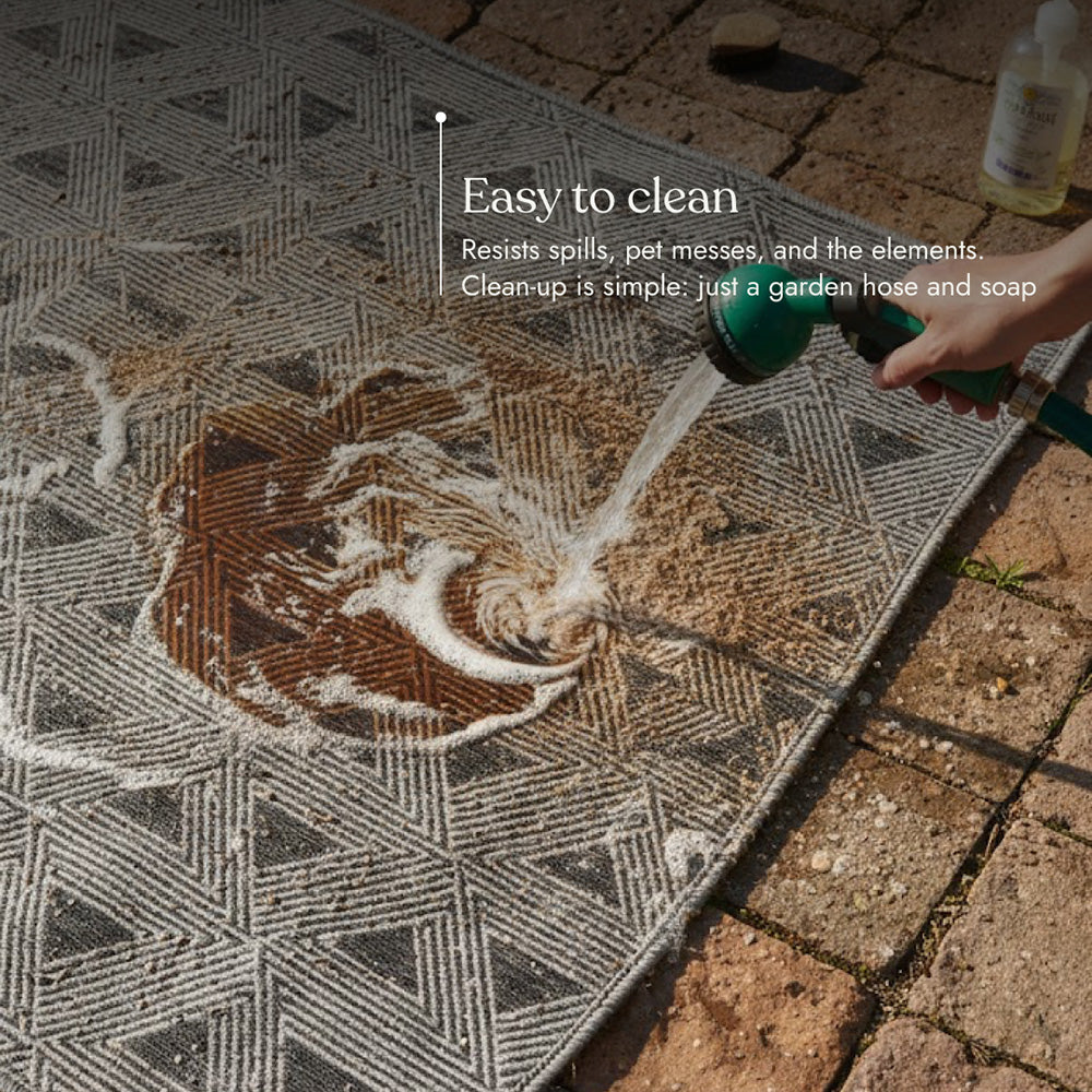Villa Outdoor Rug Como Charcoal - Hose-Washable & Stain-Resistant
