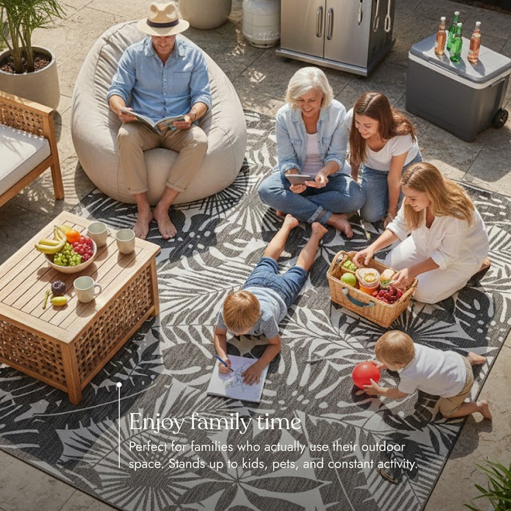 Villa Outdoor Rug Salerno Charcoal - Hose-Washable