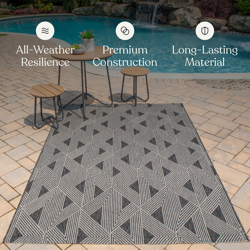Villa Outdoor Rug Como Charcoal - Hose-Washable & Stain-Resistant