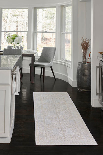 Isabella 8 Ivory Vintage Pastel Rug