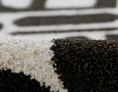 Kaia 2 Abstract Black Shag Rug