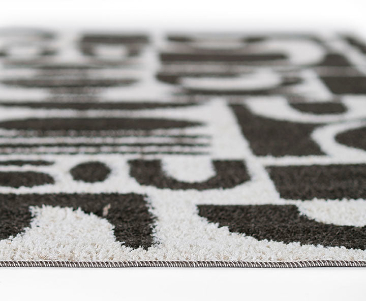 Kaia 2 Abstract Black Shag Rug