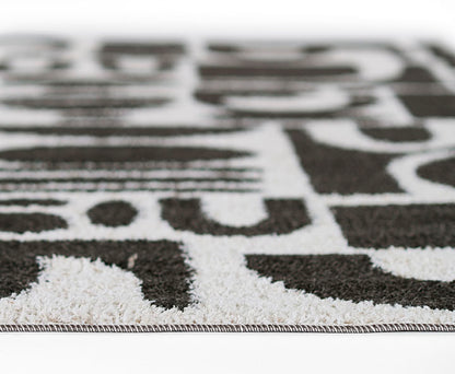 Kaia 2 Abstract Black Shag Rug