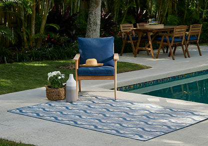 Riviera 5 Blue Wavy Outdoor Rug