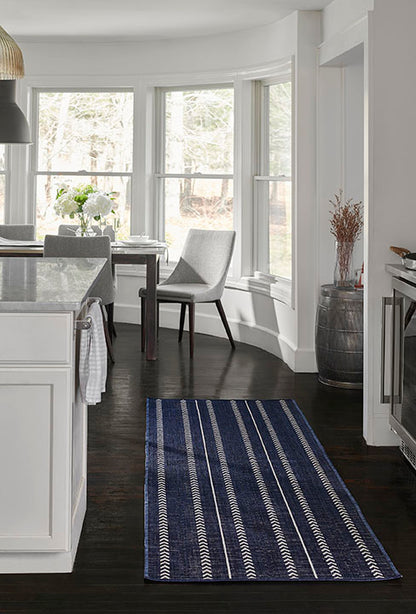 Riviera 6 Navy Chevron Stripe Outdoor Rug