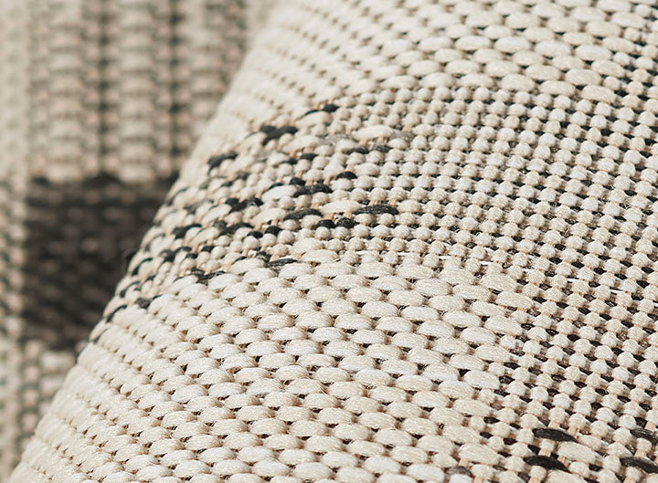 Riviera 8 Ivory Plaid Outdoor Rug