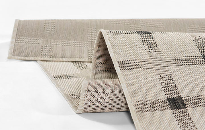 Riviera 8 Ivory Plaid Outdoor Rug
